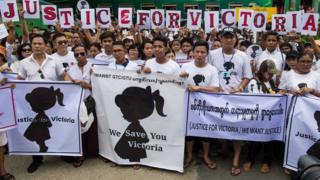 ဗစ်တိုးရီးယားအမှု မှာ အမှုမှန် အတိုင်း ဖြစ်ရေး လူထု ဆန္ဒဖော်ထုတ်ပွဲတွေလည်း ဖြစ်ခဲ့
