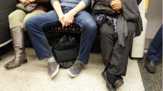 manspreading