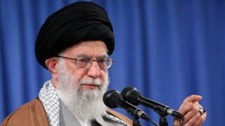 آیت الله خامنه ای