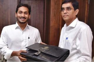 జగన్, రాజేంద్రనాథ్