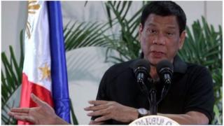 Duterte avuga ko ashaka gutegura kazoze keza k'abana bariko baravuka