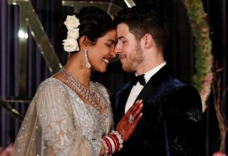 Bollywood aktrisası Priyanka Chopra və amerikalı müğənni Nick Jonas