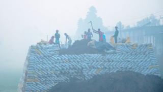 கட்டுமானம்