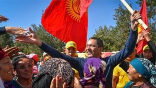 Бабанов парламенттеги "Республика Ата Журт" фракция жетекчилигинен да өз эрки менен кеткен