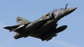 Un avion de combat Mirage 2000 français