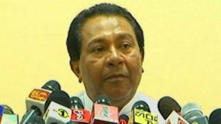 අමාත්ය එස්බී දිසානායක