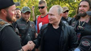 Путин и "Волки"