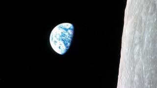 Tierra vista desde la Luna