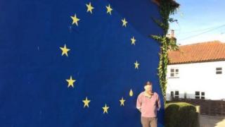 Bren Goillon with the flag