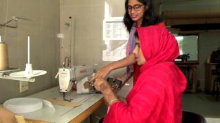 এসিডদগ্ধ নারীরা তৈরি করছেন অগ্নিদগ্ধদের জন্য প্রেসার গার্মেন্টস