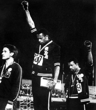 tommie-smith-and-john-carlos.