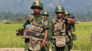 ရခိုင်မြောက်ပိုင်းမှာ တာဝန်ထမ်းဆောင်နေတဲ့ တပ်မတော်တပ်ဖွဲ့ဝင်တွေ