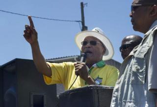 Rais wa Afrika kusini Jacob Zuma ameponea kura ya kutokuwa na imani naye bungeni