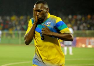 Meddie Kagere yatsinze ibitego bibiri ahita agira bitatu mu 10 Amavubi yatsinze Seychelles