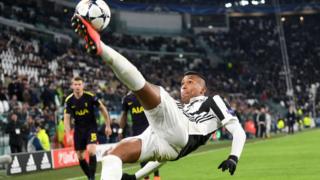 Alex Sandro ti Juventus