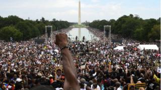 Около 250 000 сторонников собрались в Вашингтоне на марш 2020 года