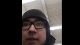 Walmart çalışanı