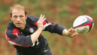 Matt Dawson oo ay shillin qaniintay, kadibna wadnaha laga qalay
