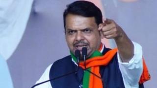महाराष्ट्र: राज्यपाल ने बीजेपी को सरकार बनाने का न्योता दिया