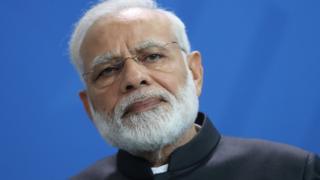 नरेंद्र मोदी