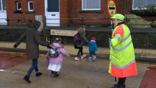 Hebryngwyr ysgol