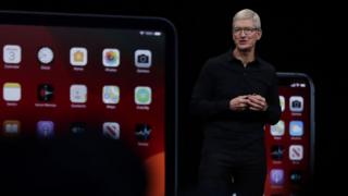 Apple CEO'su Tim Cook