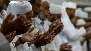 இலங்கை இனப் போர்: இஸ்லாமியார்கள் யார் பக்கம் நின்றனர்?