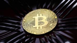 Bitcoin ka iya lahani ga kasashe, in ji malamin
