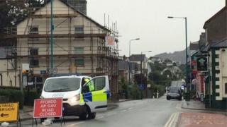 ffordd cricieth ynghau