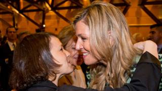 Inés Zorreguieta durante un evento en Holanda con su hermana, la reina Máxima