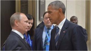 Prezida w'Uburusiya Vladimir Putin na mugenzi we wa Amerika Barack Obama