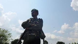 Un militaire congolais en garde à Beni 19 aout.