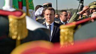 Emmanuel Macron n'a pas voulu déroger à une tradition des présidents français, celle de se rendre dès la première année du mandat en Algérie.