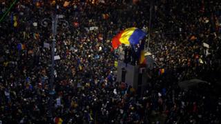 Crowds of demonstrators swelled in Bucharest's Victory Square on Sunday 5 February