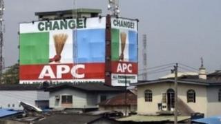 Gwamnan jihar Nasarawa da ke Najeriya Umaru Tanko Almakura ya ce jam'iyyarsu ta APC ta kuntatawa wasu manyan 'ya'yanta shi ya sa suka yi fushi da ita.