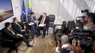 Técnicos do Senado entregam laudo sobre decretos de Dilma Rousseff à Comissão Especial do Impeachment (CEI). A perícia foi solicitada pela defesa para produção de provas.
