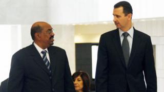 البشير لن يكون الرئيس العربي الوحيد الذي يزور سوريا، بحسب صحف عربية