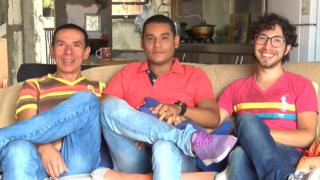 Manuel, John y Victor.