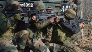 भारतीय सेना का एक जवान (फ़ाइल फ़ोटो)