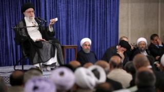 آیت الله خامنه ای و سران نظام