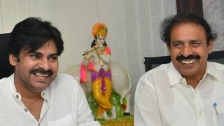 మధు, పవన్కళ్యాణ్, రామకృష్ణ