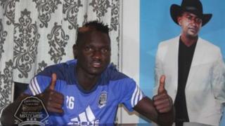 L'Ougandais Ochaya au TP Mazembé