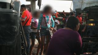 Adolescentes no Mercado de Maracaibo