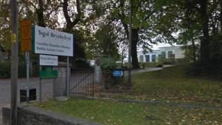 Ysgol