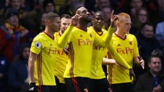 Alors que Watford était mené 1-0, le joueur malien, Molla Wague, a égalisé sur corner à la 45e minute