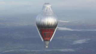 Fyodor Konyukhov's balloon over Australia