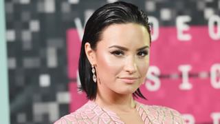 Demi Lovato: 'How Demi has helped me' stories shared by fans - BBC News