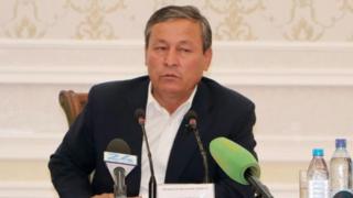Андижон вилоят ҳокими Шуҳрат Абдураҳмонов алданган аёлни ношукурликда айблади