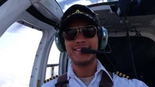 Оскар Перез в вертолете