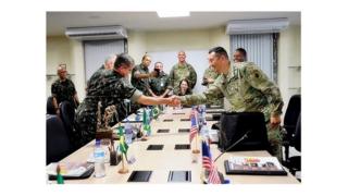 Encontro de militares brasileiros e norte-americanos